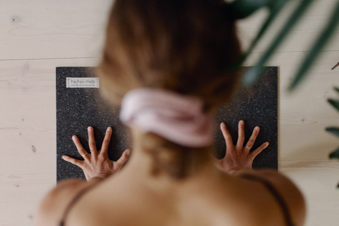 Lucía Cativa - Vinyasa Yoga Online